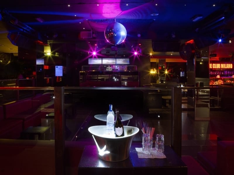the_club_03