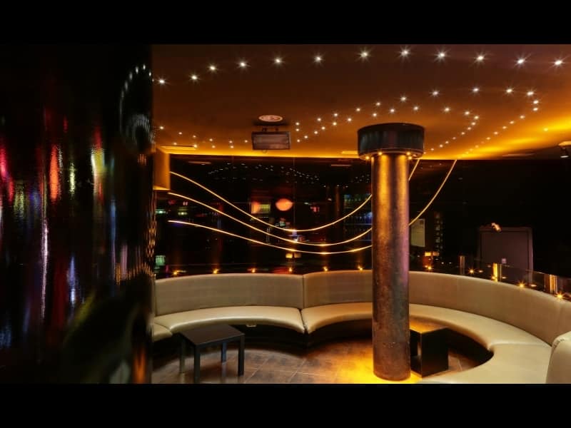 the_club_07