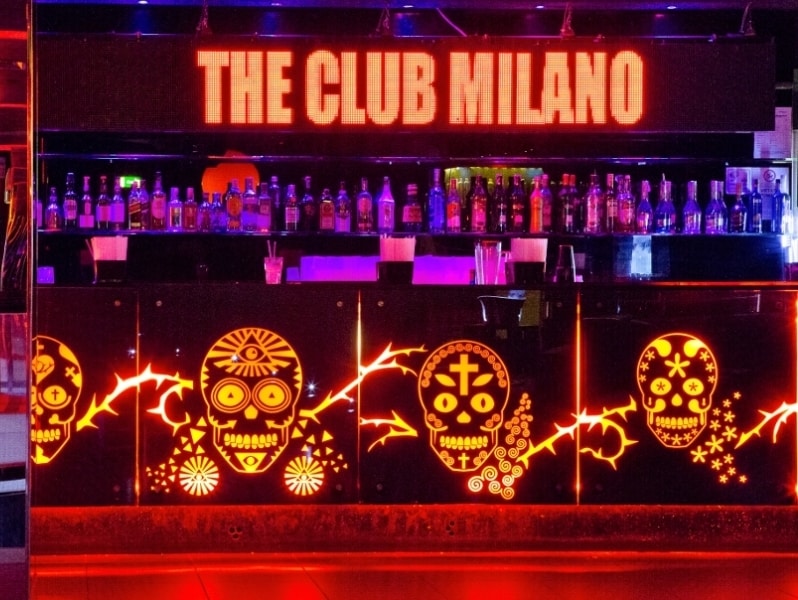 the_club_09